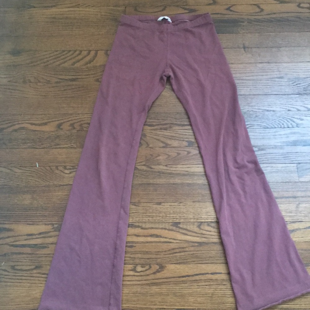 Hard tail purple leggings